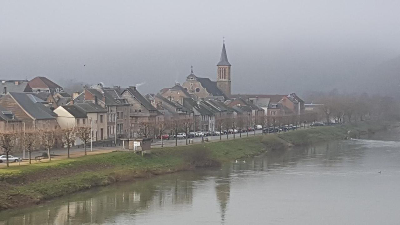 Вилла Le Balcon Sur La Meuse Revin  Экстерьер фото